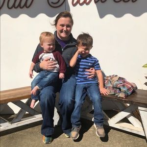 Meet your Posher, Halie